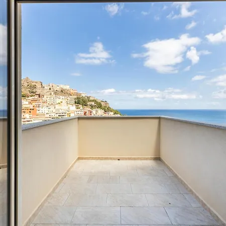 With Sea View And Terrace Daire